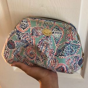 Lilly Pulitzer makeup bag